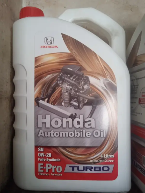 Pelumas mesin mobil