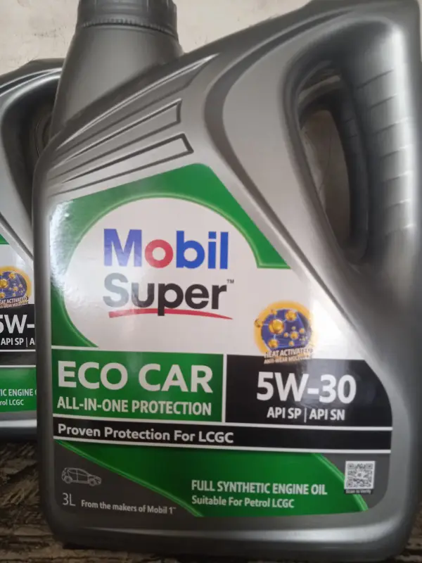Pelumas mesin mobil